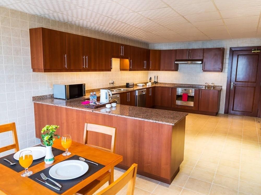 Sedra Arjaan By Rotana Apart otel Doha Dış mekan fotoğraf